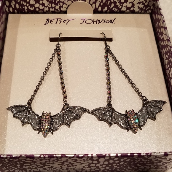 Betsey Johnson Bat Earrings - Picture 8 of 8